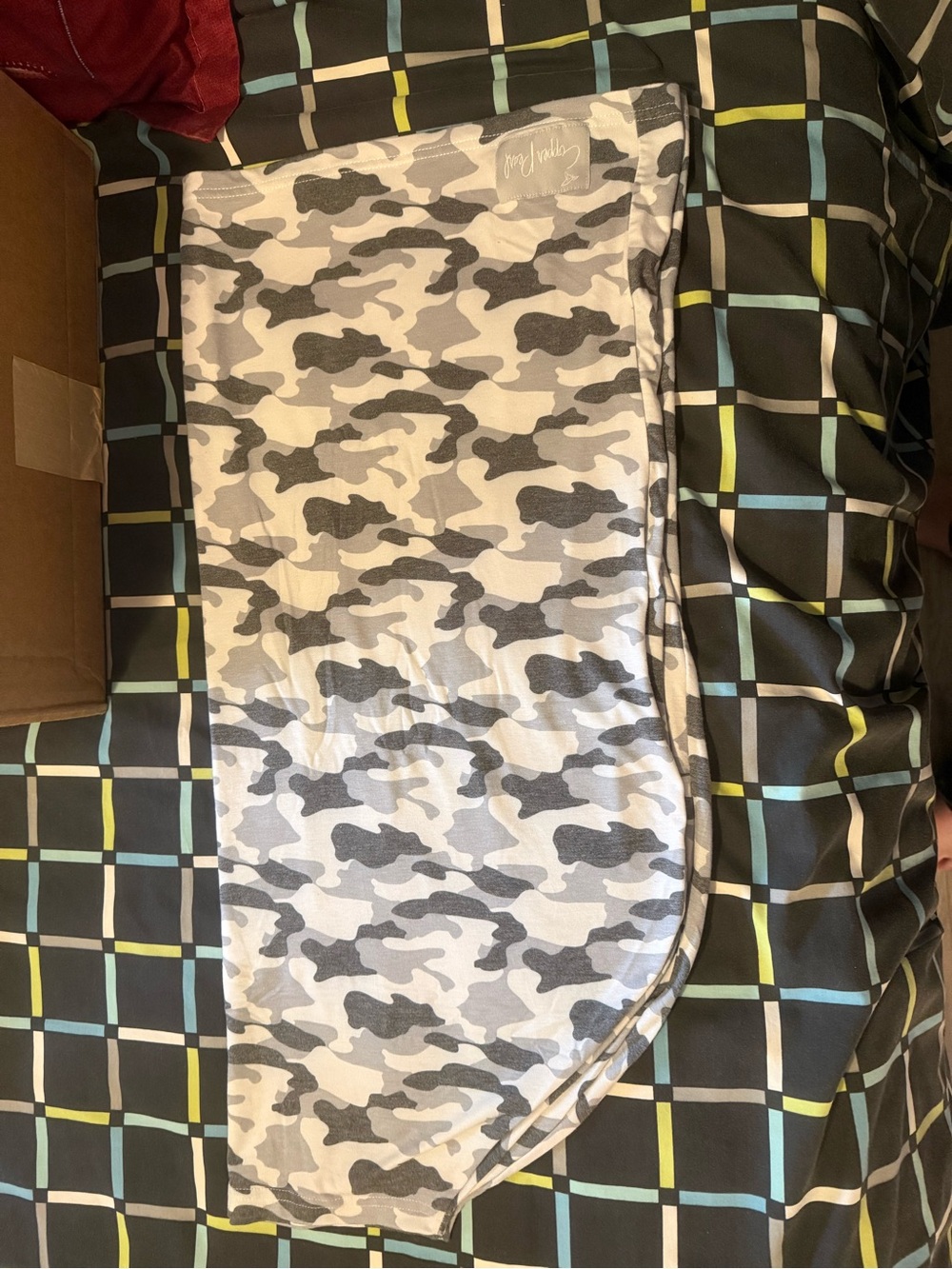 Gray Camo Copper pearl infant car seat cover.